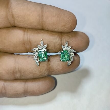 GREEN GLASS AD ZIRCON EARING